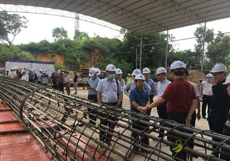 广东省公路学会组织在惠州盐洲大桥改造工程“新型复合玻璃纤维筋”应用施工现场开展技术观摩交流 沥青网，sinoasphalt.com